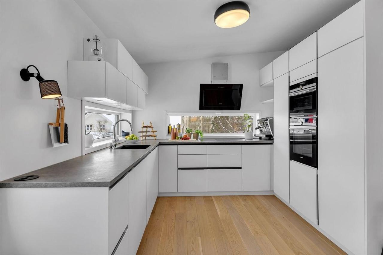 Kais Sauna, Jacuzzi, Cinema And Balcony House! Central Location Τρόμσο Εξωτερικό φωτογραφία